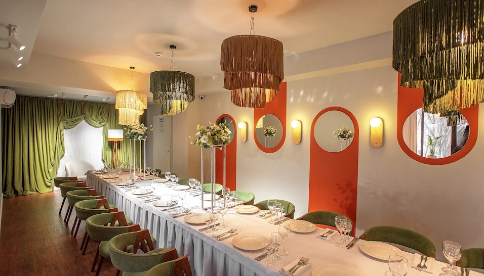 Фото №1 зала Банкетный зал «Цветочный»