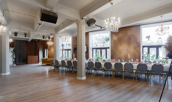 Фото №4 зала Зал "Семейный"