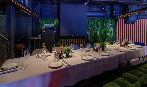 Фото №3 зала 2 этаж, вип зона №2 