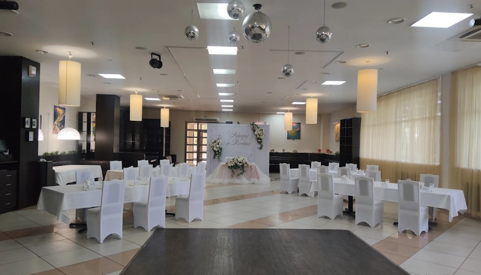 Фото №12 зала Основной зал 