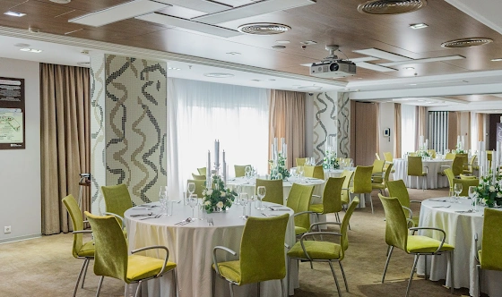 Фото №6 зала Зал "Урал"