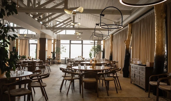 Фото №2 зала Ресторан