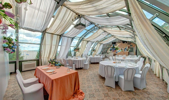 Фото №2 зала Зал «Стеклянный купол» 