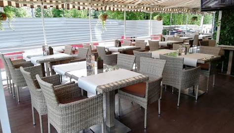 Фото №4 зала Летняя веранда