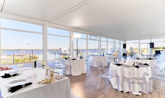 Фото №1 зала Зал «У озера»