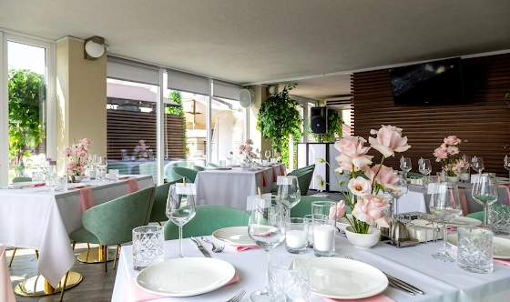 Фото №7 зала Терраса с панорамными окнами