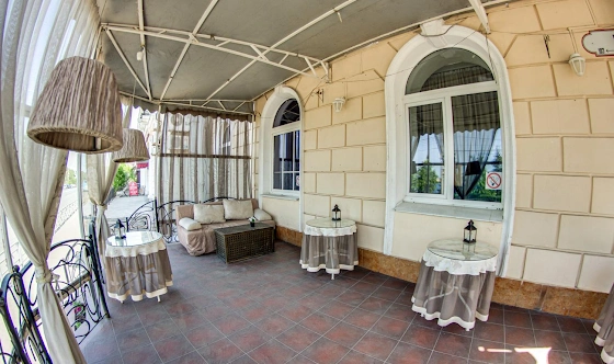 Фото №2 зала Летняя веранда