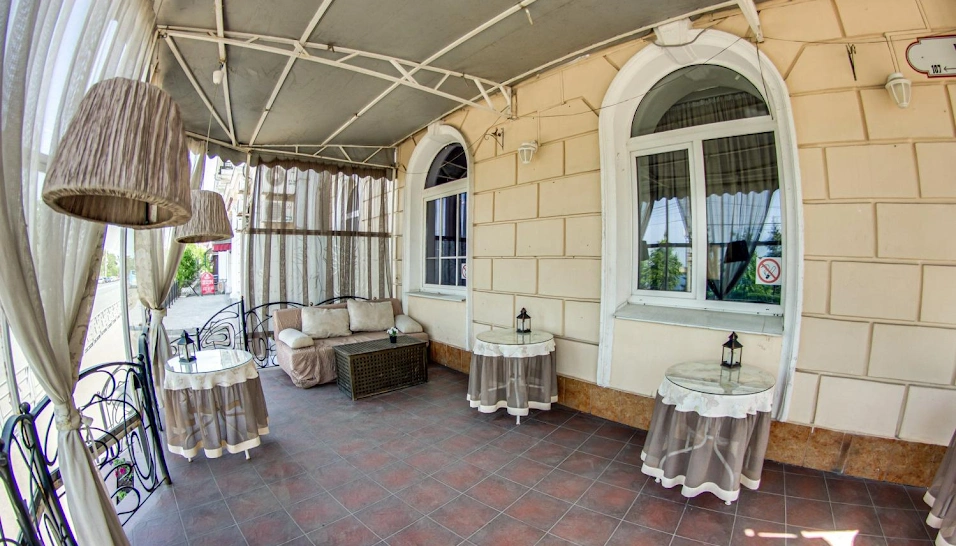 Фото №2 зала Летняя веранда