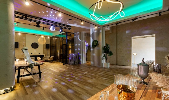 Фото №3 зала URBAN