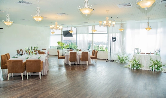 Фото №3 зала Зал «Панорама-сад»