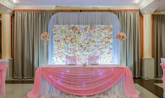 Фото №3 зала Зал «Версаль»