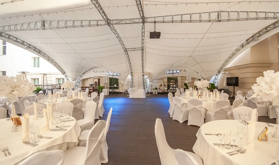 Фото №20 зала Летняя  терраса ресторана Галерея