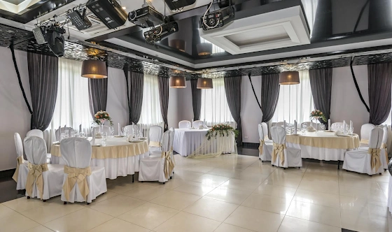 Фото №3 зала Ресторан