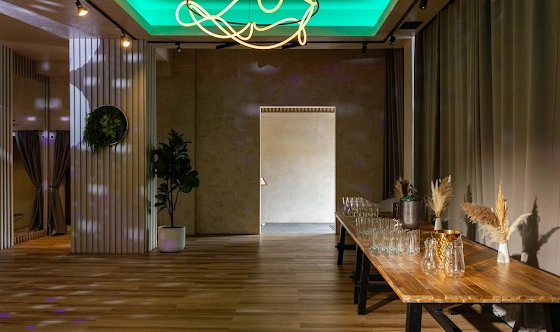 Фото №2 зала URBAN