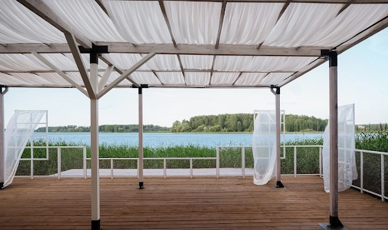 Фото №4 зала Веранда на воде