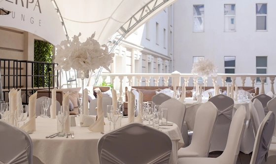 Фото №9 зала Летняя  терраса ресторана Галерея