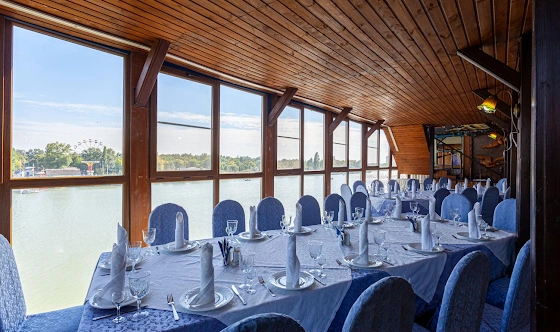 Фото №7 зала Зал на 100 человек