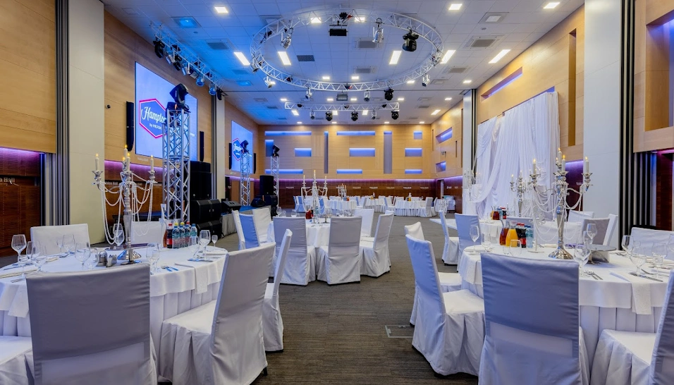 Фото №6 зала Основной зал 