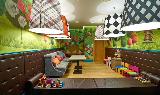 Фото №3 зала Зал «Алиса в стране чудес» 