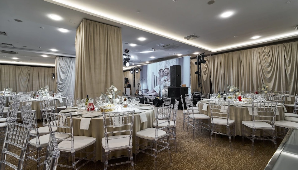 Фото №12 зала Зал «Губернаторский»