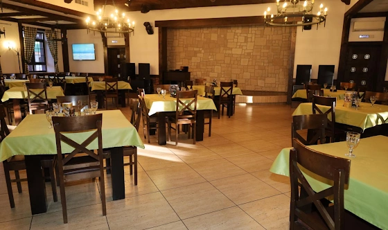 Фото №10 зала Основной зал ресторана 