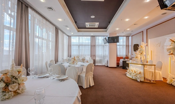 Фото №2 зала Одри