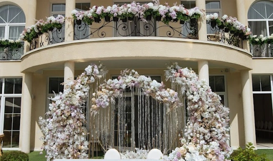 Фото №6 зала Летняя терраса в саду 