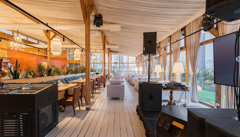 Фото №16 зала Основной зал