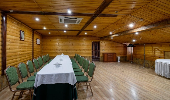 Фото №9 зала Деревянный зал