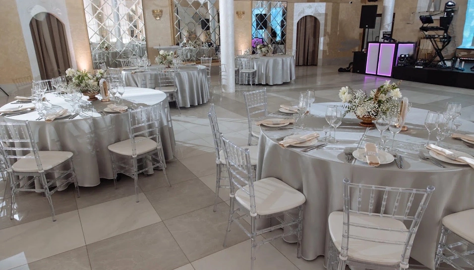 Фото №16 зала Зал «Хрустальный»