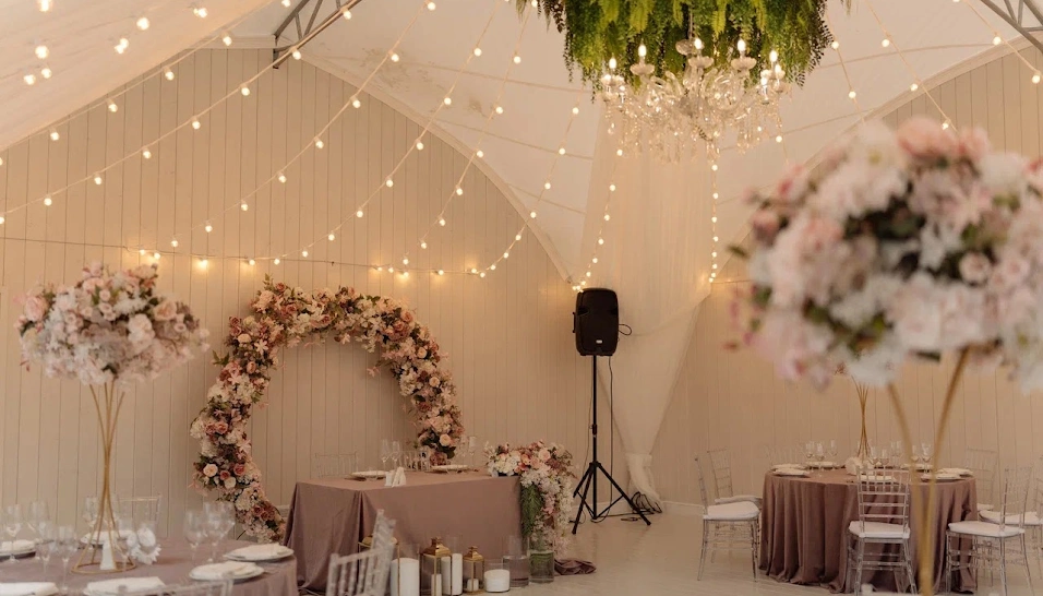 Фото №16 зала Шатер у озера