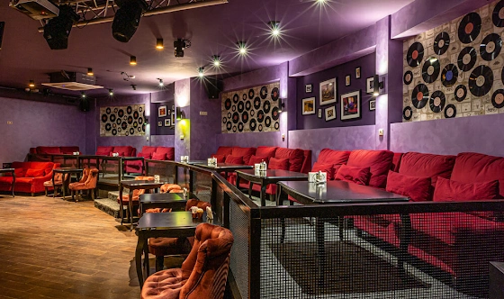 Фото №4 зала Караоке-зал