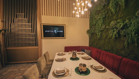 Фото №3 зала VIP-зал JEKYLL & HYDE