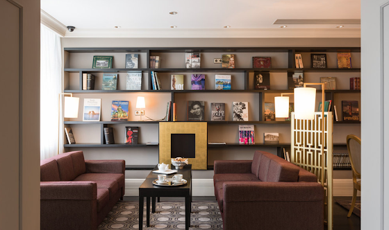 Фото №2 зала Лаунж-зал "Библиотека"
