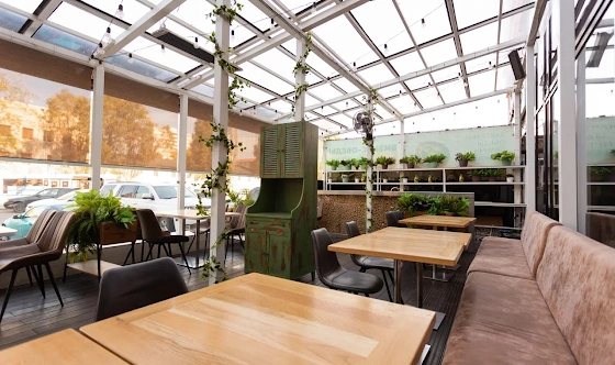 Фото №2 зала Летняя веранда