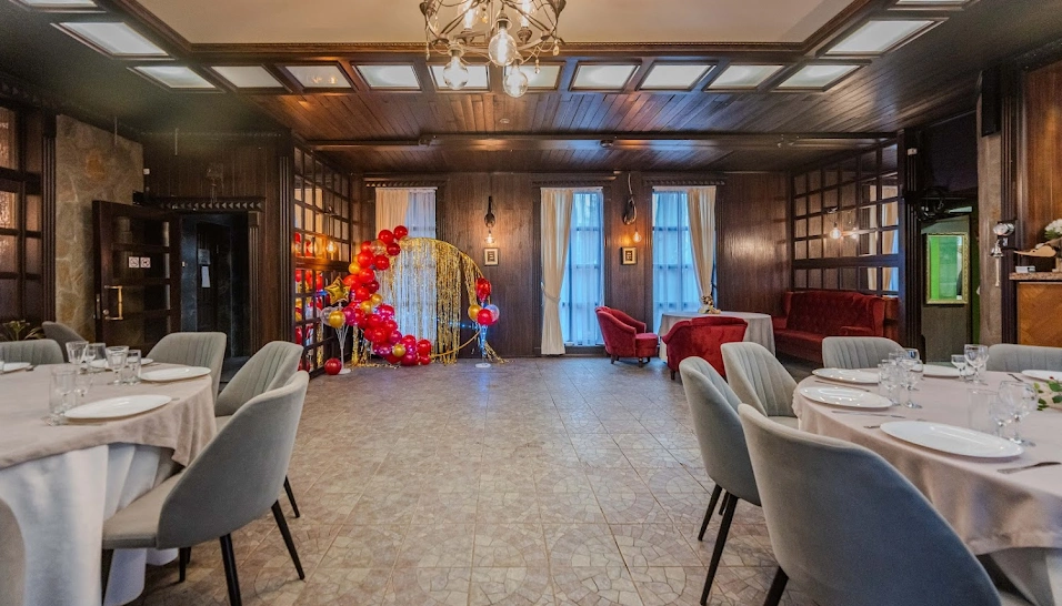 Фото №9 зала Зал с камином