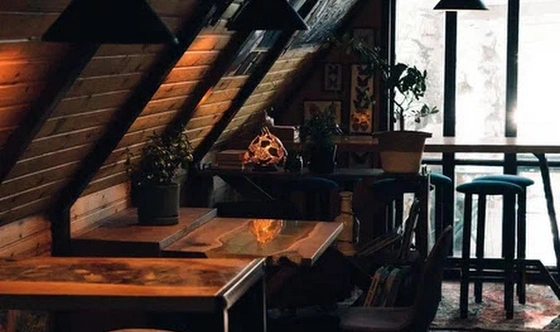 Фото №2 зала Бар «Чердак»