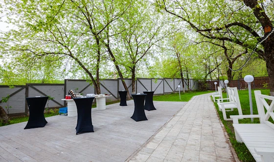 Фото №17 зала Дворик