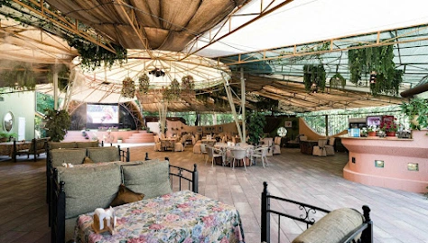 Фото №1 зала Летняя площадка