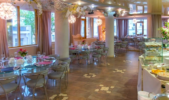 Фото №2 зала Зал ресторана «Жемчужина»