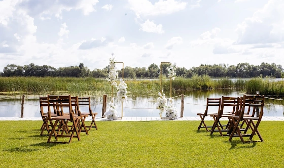 Фото №16 зала Локация "Дом + Пирс" 