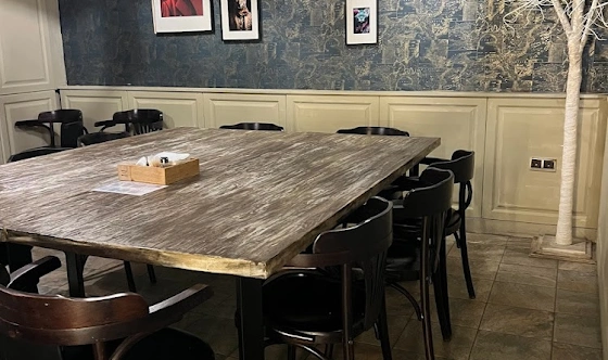 Фото №1 зала VIP-комната с караоке