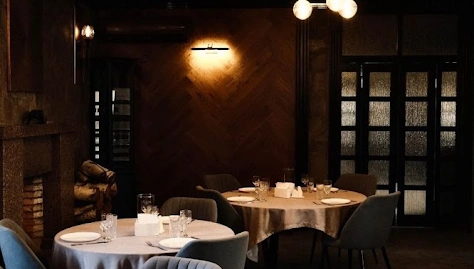 Фото №1 зала Зал с камином