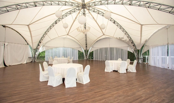 Фото №17 зала Летний шатер с беседкой