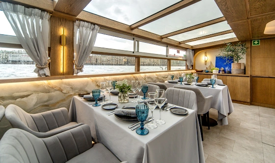 Фото №7 зала Палуба