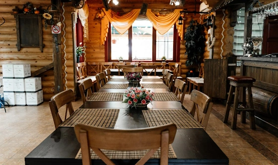 Фото №5 зала Домик в деревне