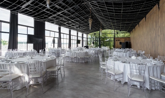 Фото №5 зала Стеклянная веранда «Ривьера»