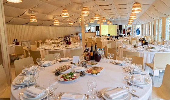 Фото №1 зала Дворик