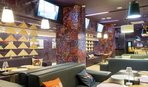 Фото №3 зала Ресторан