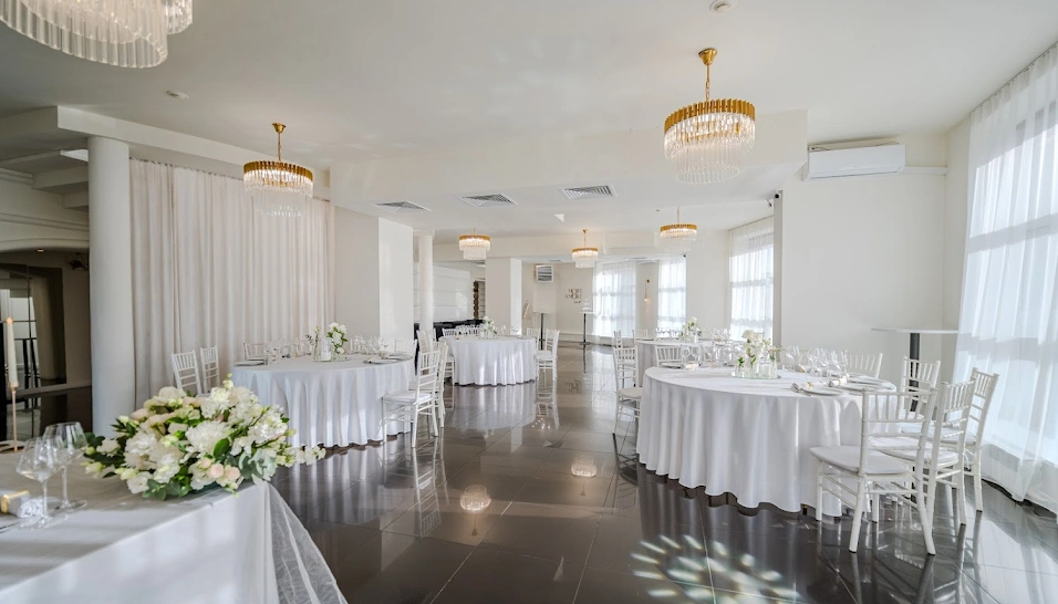 Фото №16 зала Зал GRANDE